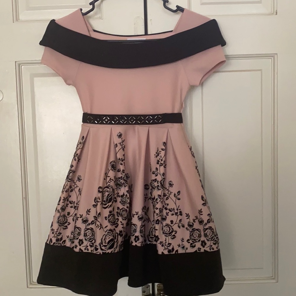 Kids size 7 dress